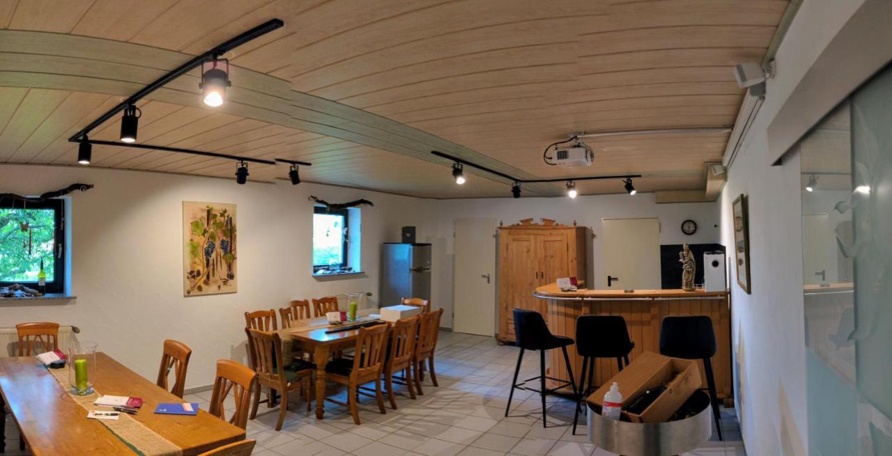 Weingut Harald Ludwig Appartement Osann-Monzel Buitenkant foto