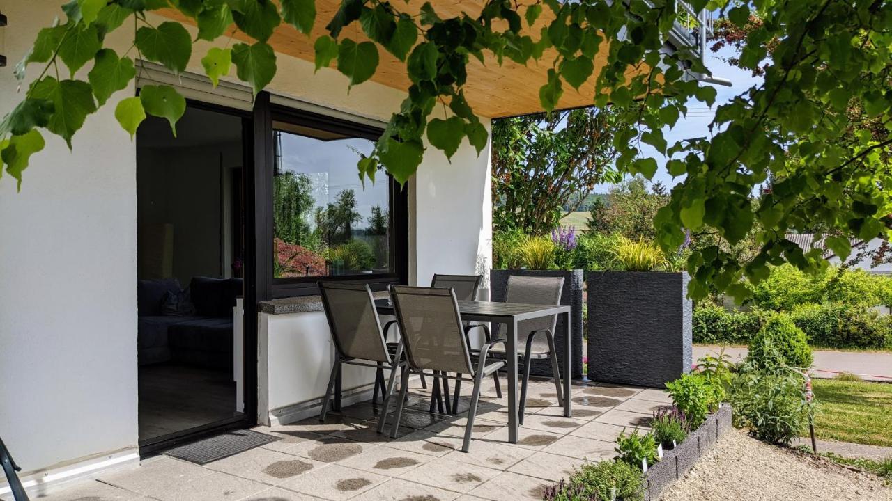 Weingut Harald Ludwig Appartement Osann-Monzel Buitenkant foto