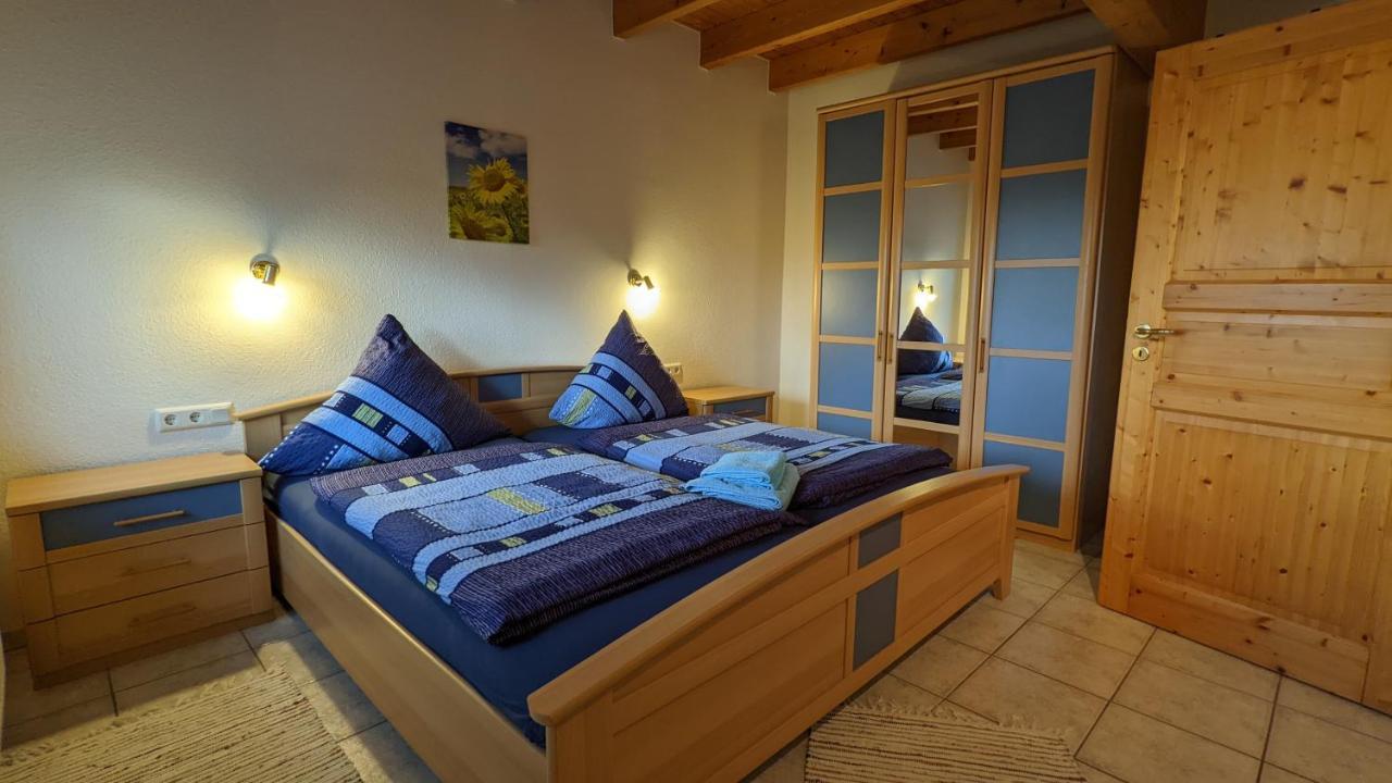 Weingut Harald Ludwig Appartement Osann-Monzel Buitenkant foto