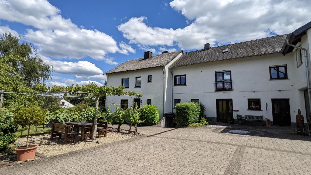 Weingut Harald Ludwig Appartement Osann-Monzel Buitenkant foto